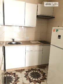 Здам подобово 1к квартиру на вул. Літературна 12 • ID 33176649