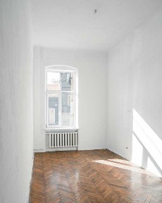 3-к квартира в австрійському будинку, 78 м. кв., гараж