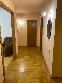 Двокімнатна квартира в центральній частині міста, Київський майдан