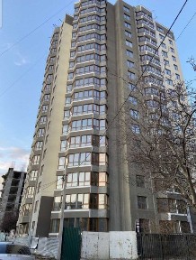 Продаж-переуступка видової 1-кім. квартири вул. Смілянська 48