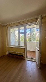 1к квартира, Митниця, вул. Володимира Великого 45