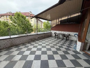 Оренда просторої 2-кімн +ГАРНА ВЕЛИКА ТЕРАСА. квартири в ЖК Львівський, Петропавлівська Борщагівка, вул. Львівська 1. 2-прверх є ліфт.