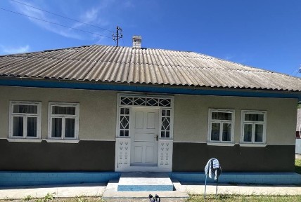 Продаж господарства будину