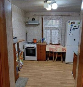 Продам дом, в пешей доступности от метро Холодная гора, 10 минут