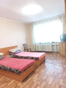 Без комісії. Можливо на 1 міс. 2-х кімн кв зупинка торг. центр.