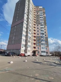 Продається велика однокімнатна квартира
