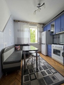 Оренда 2х кімнатної, РУСЬКА (ГРАВІТОН), РОЗДІЛЬНІ КІМНАТИ, необхідні МЕБЛІ та ТЕХНІКА, засклений БАЛКОН, вільна!