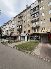 Здам комерційне приміщення в районі Чайки, з великим трафіком людей.