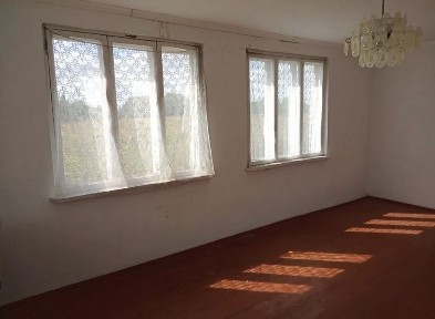 Житловий будинок у селі