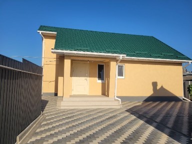 Дом новый в центре Нерубайского со всеми документами и коммуникациями!