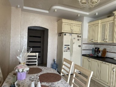 Продаж 3 кім + кухня вітальня в новобудові Мазепи Спартак