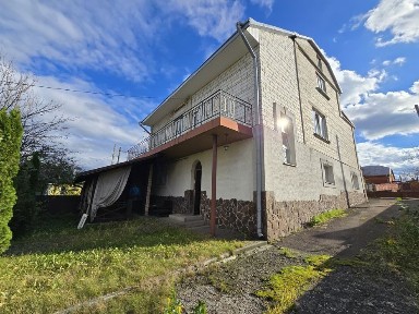 Продаж особняк будинок + 19соток. Дубляни-Великі Грибовичі. 10хв. до Львова. Без Комісії