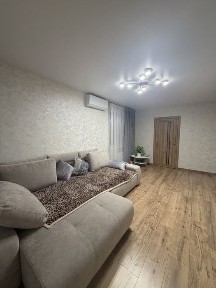 Продаж 3 кімнатна Миру 33 ( 95 квартал )