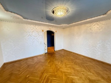 Продаж 3 кім. кв. А/О. Ремонт. чешка.