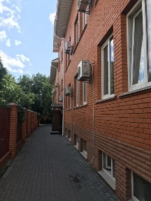 Офіс на цокольному поверсі 37м2