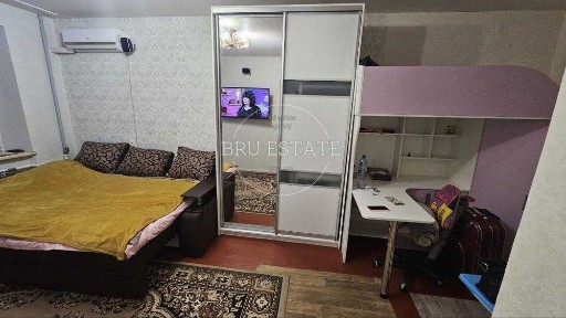 Продам 1к 43м, Сосницька 10 Дарниця, метро Лівобережна 15 хв