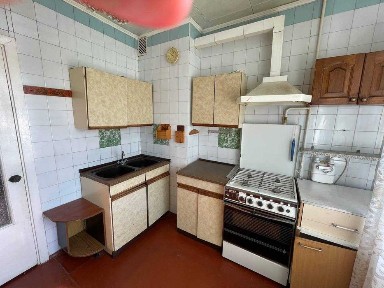 Продаж 2-ної квартири, 4й мікрорайон.