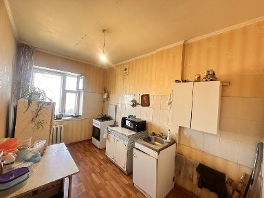Продам 3-кімнатну квартиру в Борисполі, вул. Бабкіна, 12