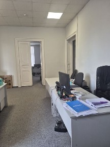 Оренда офісу в. Винниченка поч. Личаківської 150м. кв.