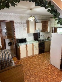 Аренда дома 2 к+ кухня студия 90 м, возможно с животными. Киевский район!