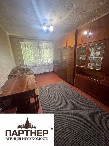 Однокімнатна квартира на Молодіжному