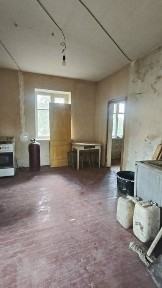 Продається не газофікований будинок на 
