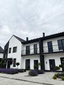 Продаж крайнього таунхауса 77м2 в Струмівці