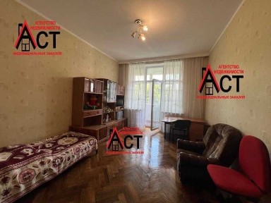 4 комнатную квартиру в центре, ул. Культуры
