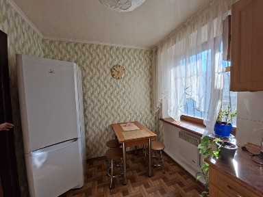 Продам 2к Центр Б. Хмельницького Торг.