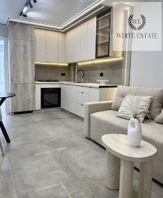 Продаж 2 кім квартира вул. Смакули 8