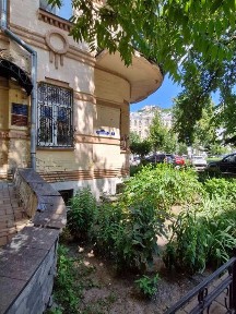 Оренда приміщення 111 кв. метрів в центрі Києва.
