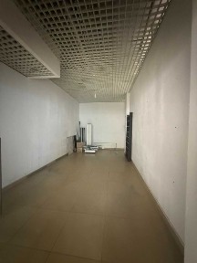 Власник! Без %! Здам торгову площу 22м2 в ТРЦ, вул. Сверстюка, метро Лівобережна