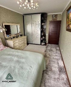 ВЕЛИКА ТЕПЛА 3к 91 м2 по вул Урлівська ! Низький поверх ! Позняки !