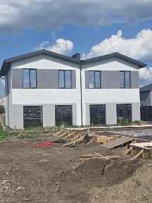 Продаж будинку дуплекса на Таращанському масиві