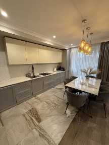 Продаж 2 кімнатної квартири біля парку