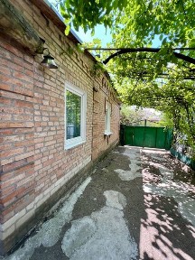 Продаж будинку з гаражем р-н НовоОлексіївка