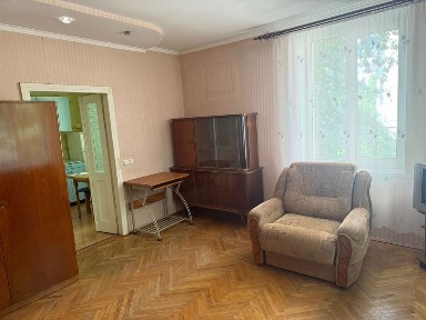 Продаж 1к. квартири 31,3 м. кв. вул. Братів Дужих (Комарова)