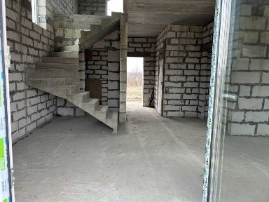 Киевская обл., Бучанский район, пгт Ворзель, 1-го Мая ул., травня