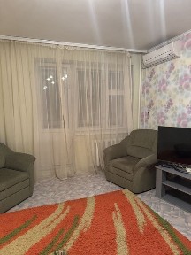 1 кім. Кв на Героів Украіни ( Молодіжний, Сталінграда)