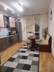 Продам 3 кім. кварт. 108 кв. м., вул. Чубинського, Бровари DM