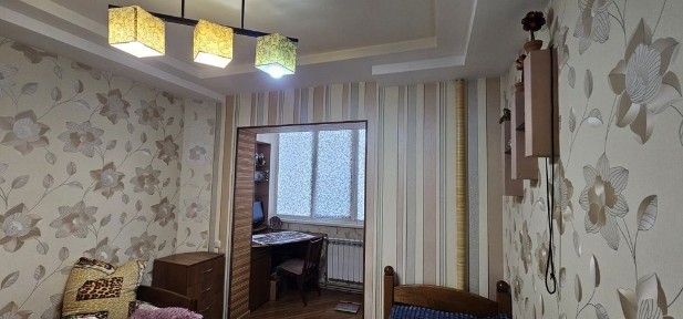 Продам 3к -квартиру 3/3/9 по вулиці Чорних Запорожців 26 (Леваневського 3 мікрорайон)