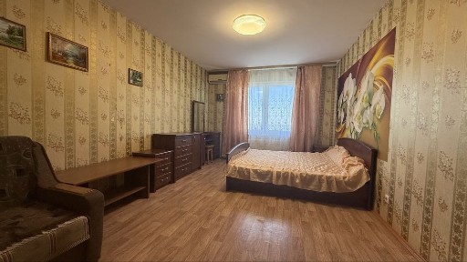 Продаж 1-к квартири Макаренка