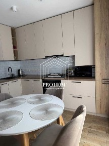 Продажа 3-комнатной квартиры 93 м², Михаила Величко ул., 9