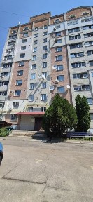 Продам 2 кімнатну квартиру в центрі міста на Засумській 10а