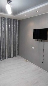 Продам 1 комнатную квартиру. 1/12эт. 33м2. Салтовка метро Студенческая.