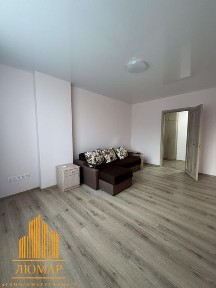 Продаж 2 км квартири в новобудові