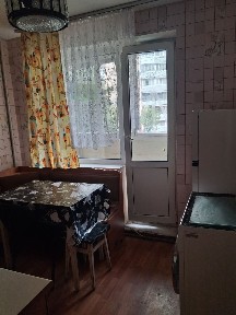 Киев, Правды просп., 102