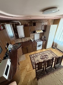 Продаж біля центру, 3 кім, 74 м2, 6 пов. 83 000$