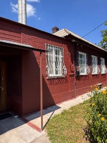Будинок садибного типу з простором, теплом і характером вул. Київська