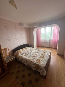 Оренда 2 кімнатна Чешка вул Скальда ( Комарова ) біля парку ЖОВТНЕВОГО